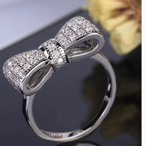 New Sterling Silver Topaz Bow Ring - Picture 5 of 10